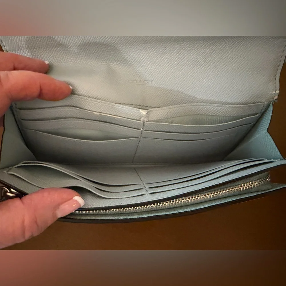 **SALE**Coach Light Blue Women's Wallet - Picture 9 of 13